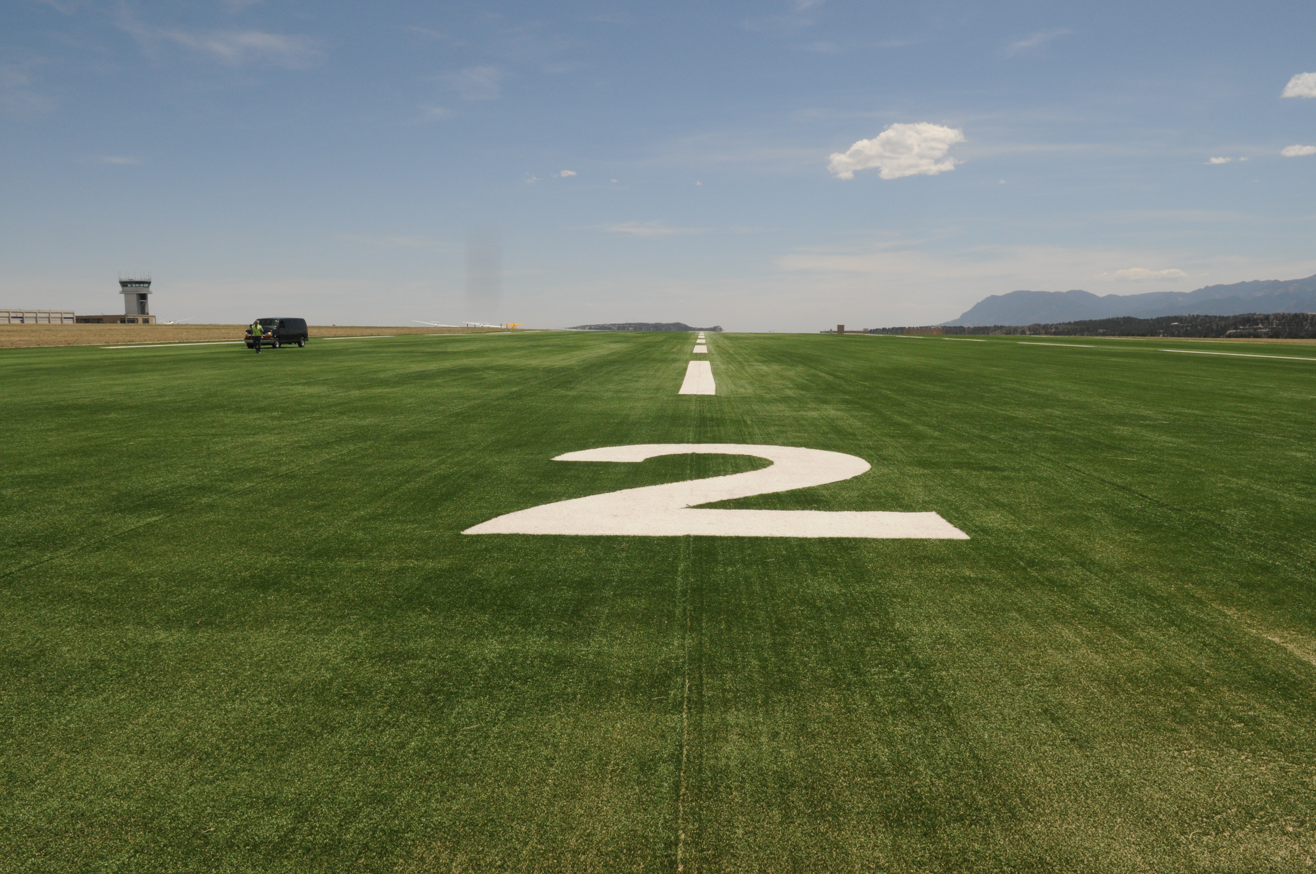 Evergreen Aviation AvTurf, Sailplane rwy usa