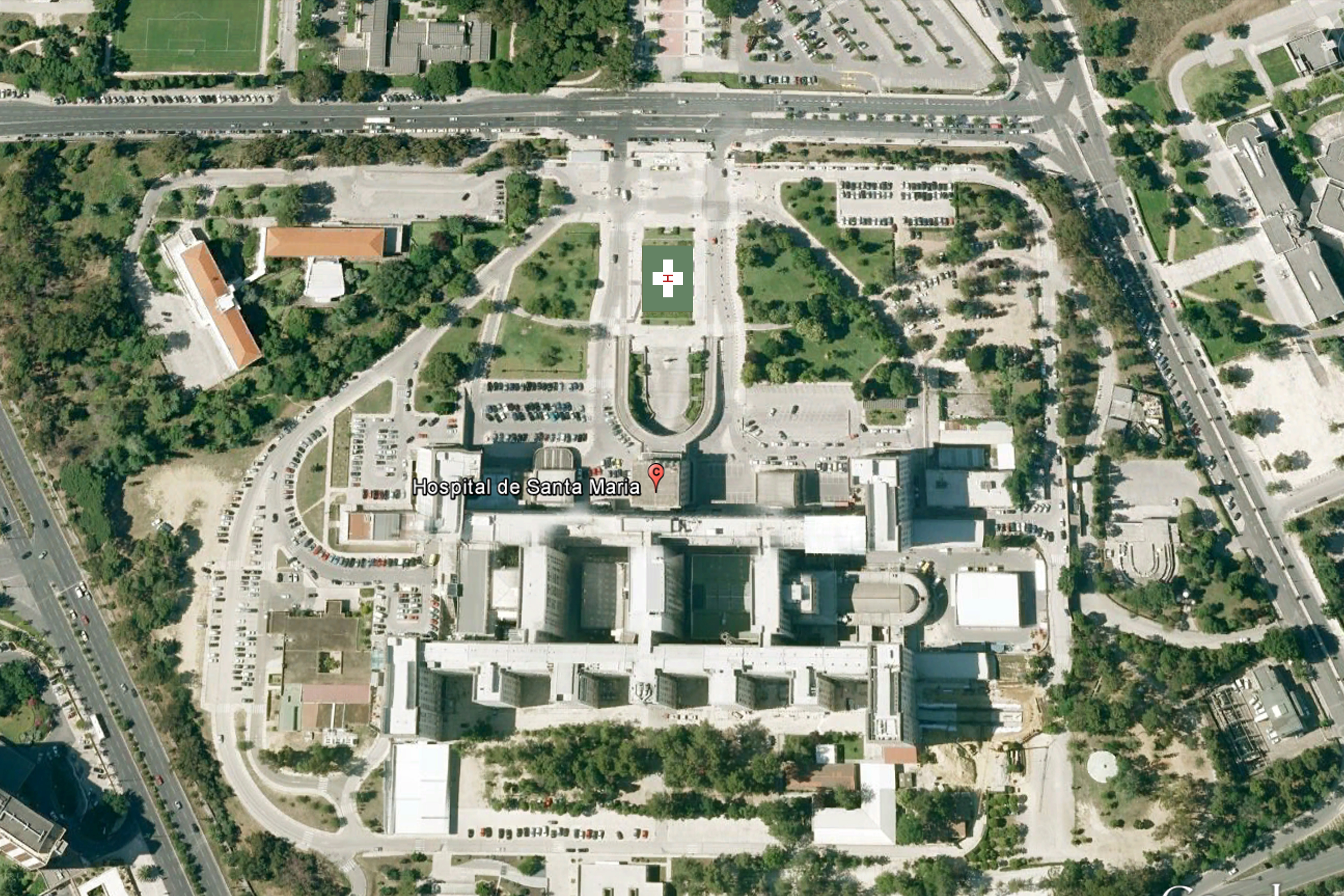 Santa Maria Hospital Lisbon - Helipad satellite- 12102015